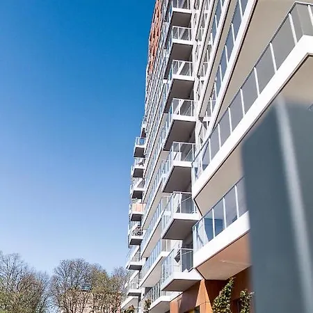 Baltica Towers Modern White&black *