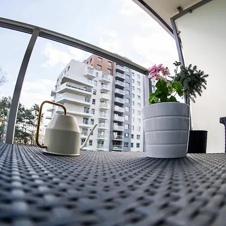 Aparthotel Baltica Towers Modern White&black *