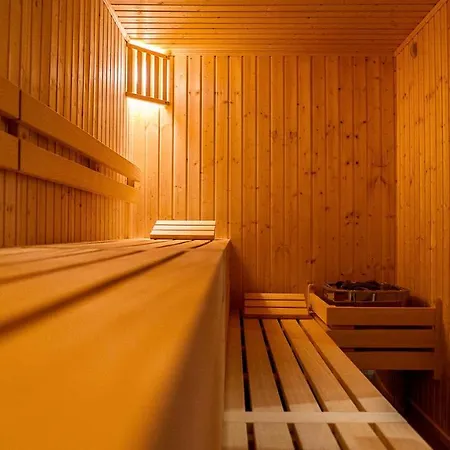 아파트호텔 Baltica Towers Modern White&black 4*