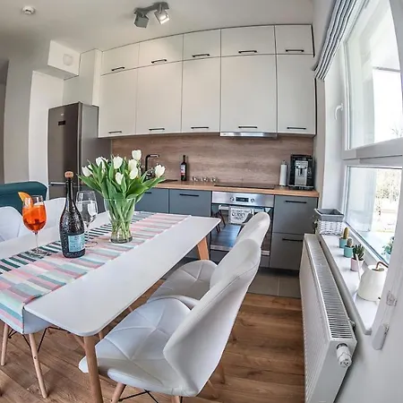 Baltica Towers Modern White&black شقة فندقية