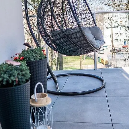 아파트호텔 Baltica Towers Modern White&black 그단스크