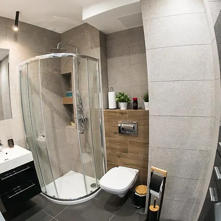 شقة فندقية Baltica Towers Modern White&black غدانسك