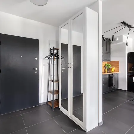 Baltica Towers Modern White&black מלון דירות 4*