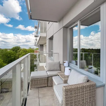 Baltica Towers Modern White&black شقة فندقية