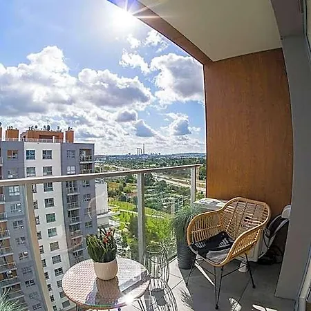 Baltica Towers Modern White&black