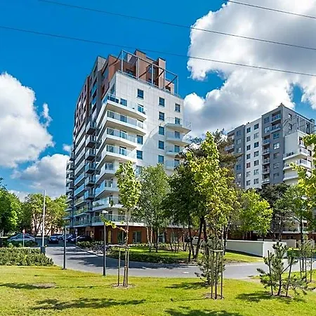 Lägenhetshotell Baltica Towers Modern White&black