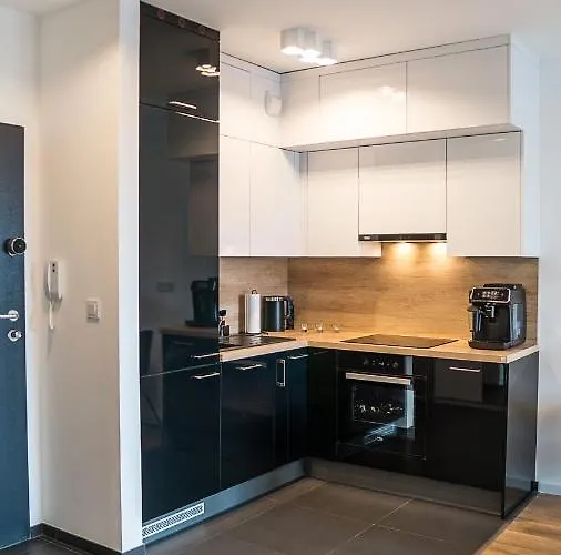 Baltica Towers Modern White&black 4*