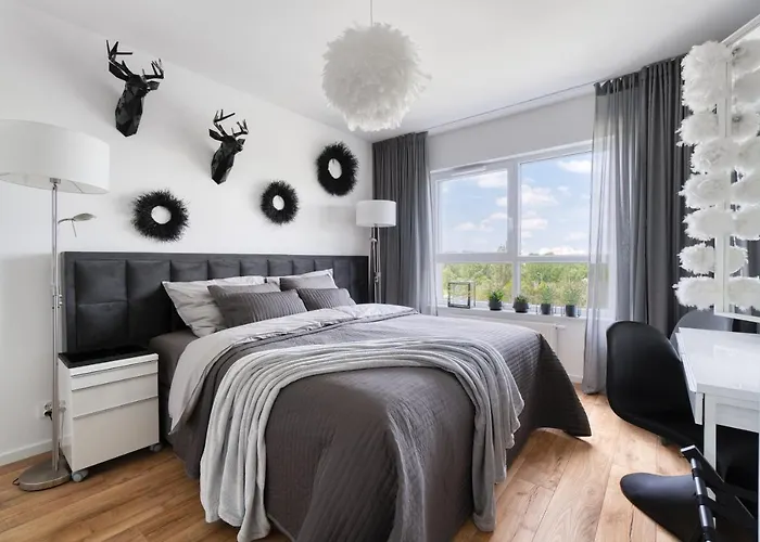 Aparthotel Baltica Towers Modern White&black Danzica