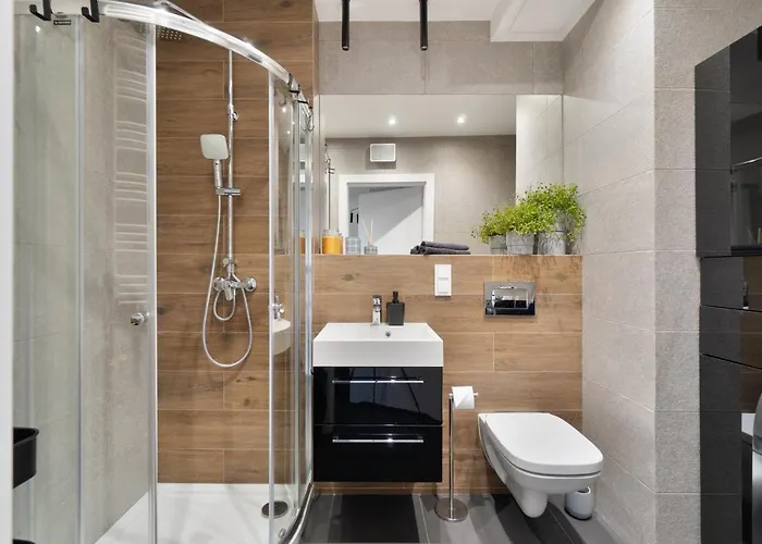 Baltica Towers Modern White&black 4* Danzica