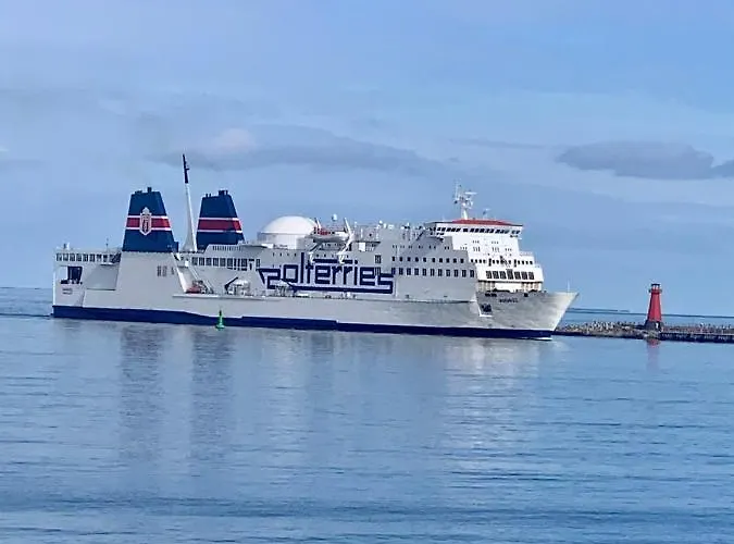 Baltica Towers Modern White&black Aparthotel